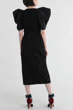 Load image into Gallery viewer, Roxanne Puff Sleeve Blouse
