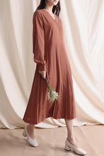 Load image into Gallery viewer, Etta Pleated Dress
