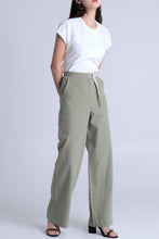Load image into Gallery viewer, Finn Belted Pant
