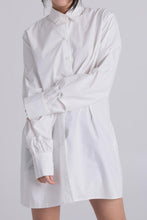 Load image into Gallery viewer, Hanna Pintuck Sleeve Shirt
