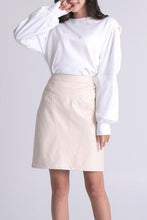 Load image into Gallery viewer, Jenna Bell Sleeved Tee
