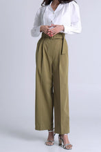 Load image into Gallery viewer, Phoebe V Neck Puff Sleeve Top
