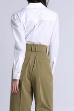 Load image into Gallery viewer, Phoebe V Neck Puff Sleeve Top
